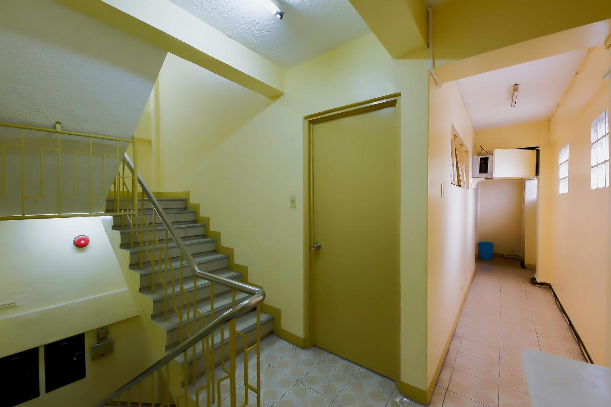 Oyo 840 Orangenest Apartelle Manila Exterior foto